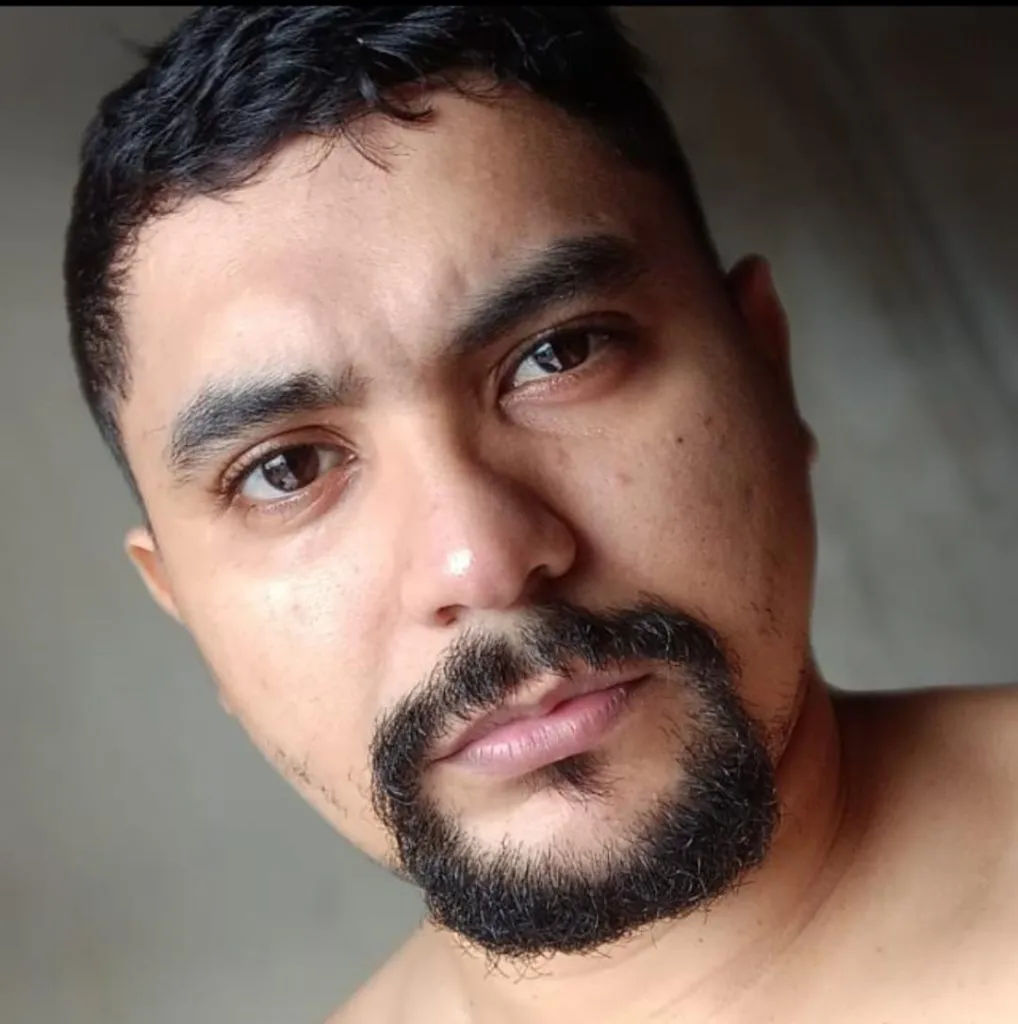 Foto de cliente que comprou diploma